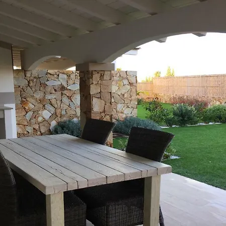 Residence Elegance Porto Pino Exterior foto